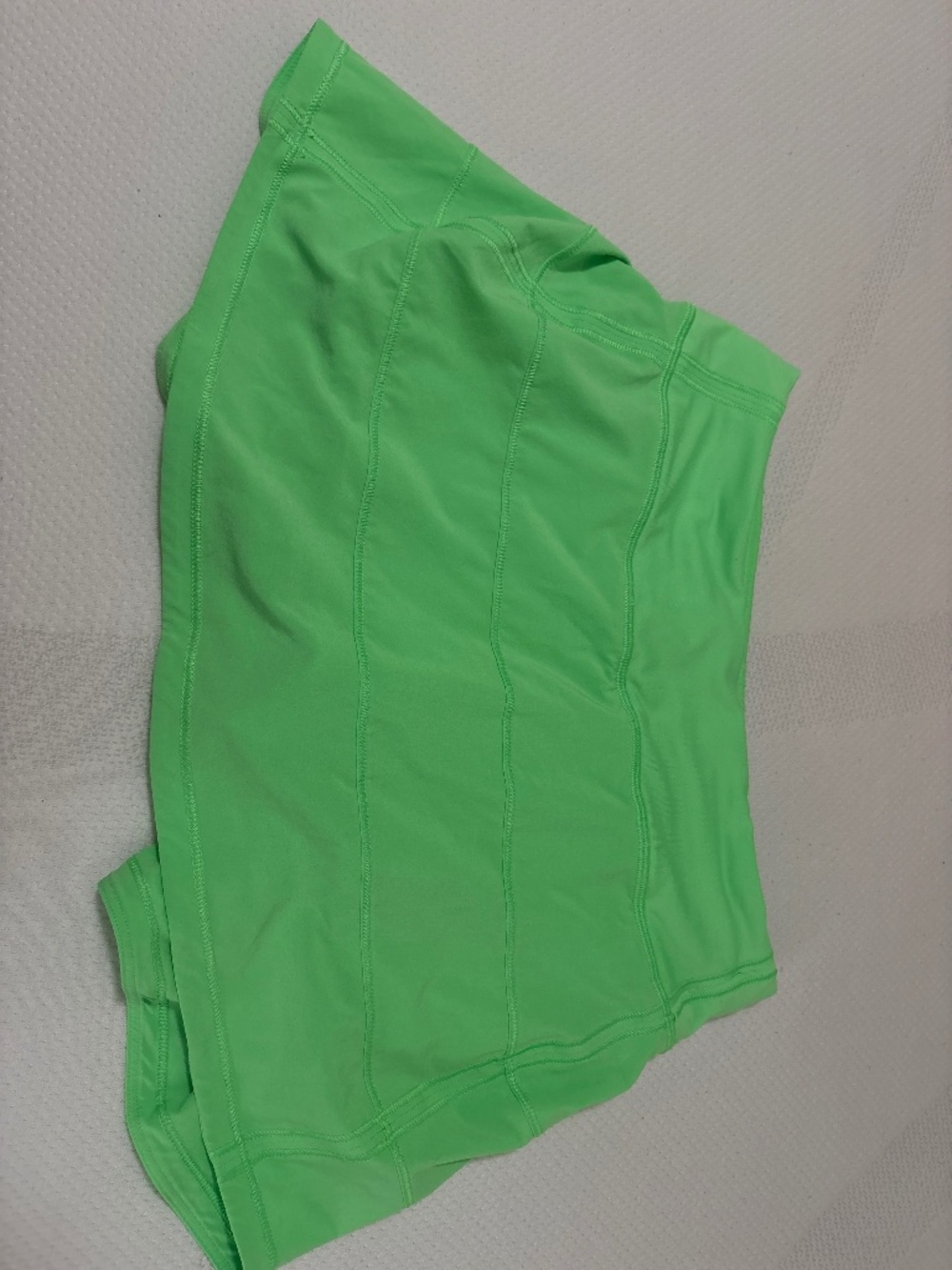 Lululemon Pace Rival Skirt Regular Length Pistachio Green Size 4